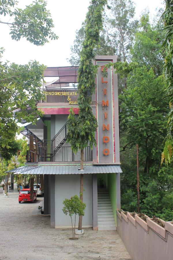 Pondok Wisata Dan Restoran Elim Waingapu Exterior photo
